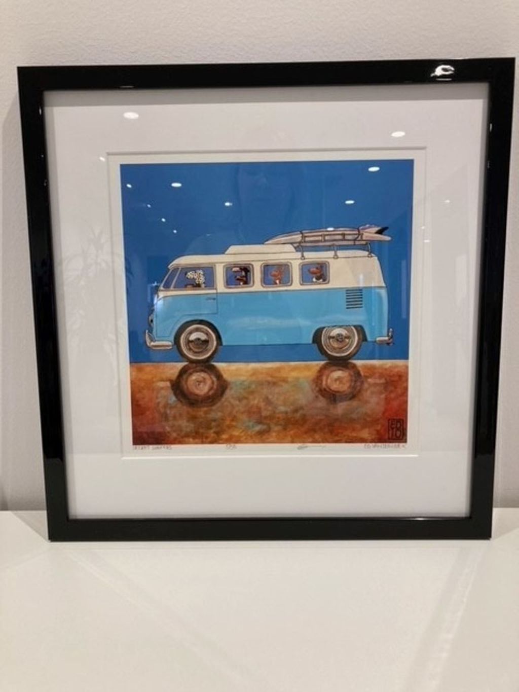 'VW buss', ett konstverk av Ed van der Hoek