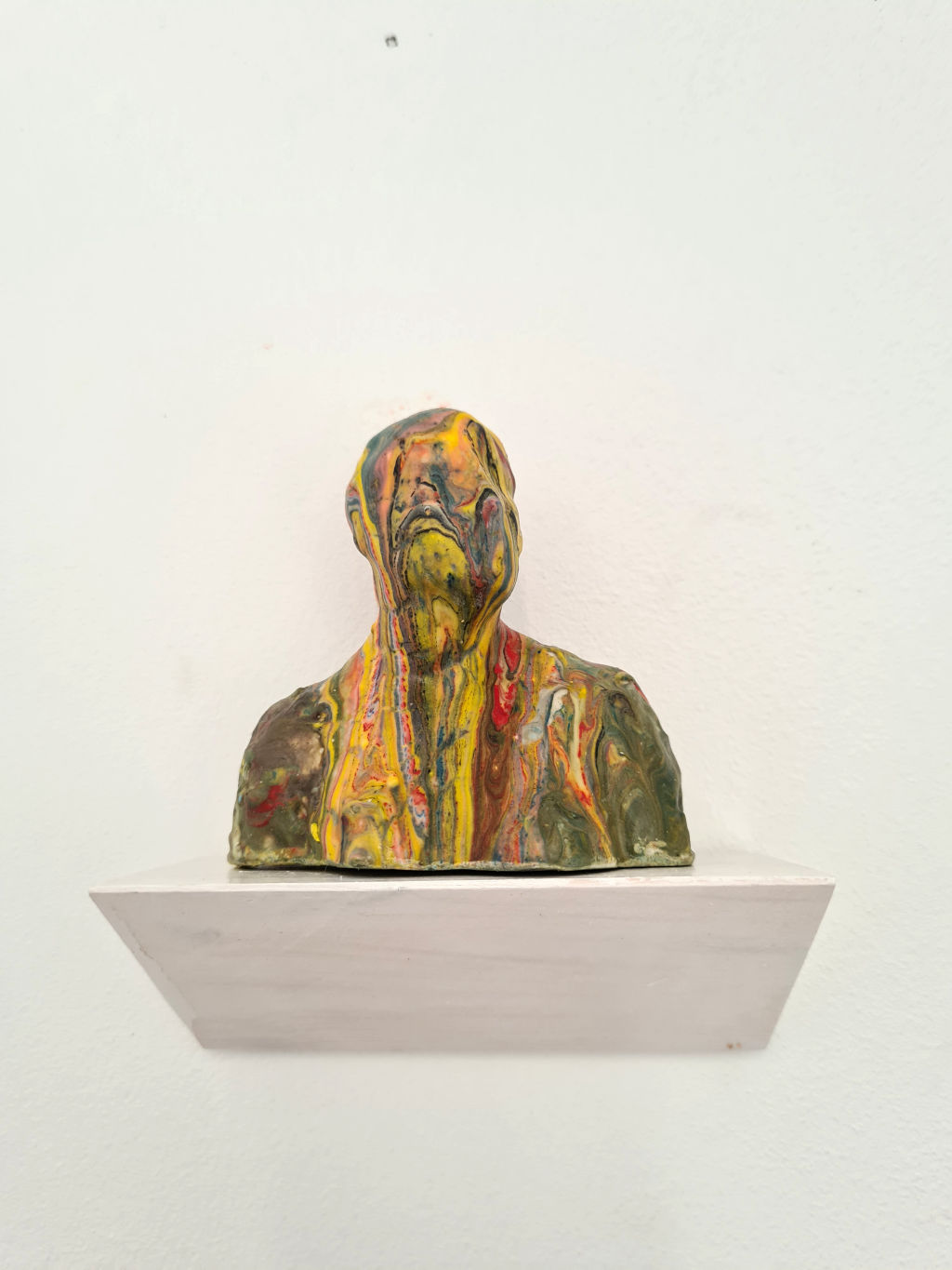 'Kvinnoporträtt X.', 2022, ett konstverk av Pia Hedström