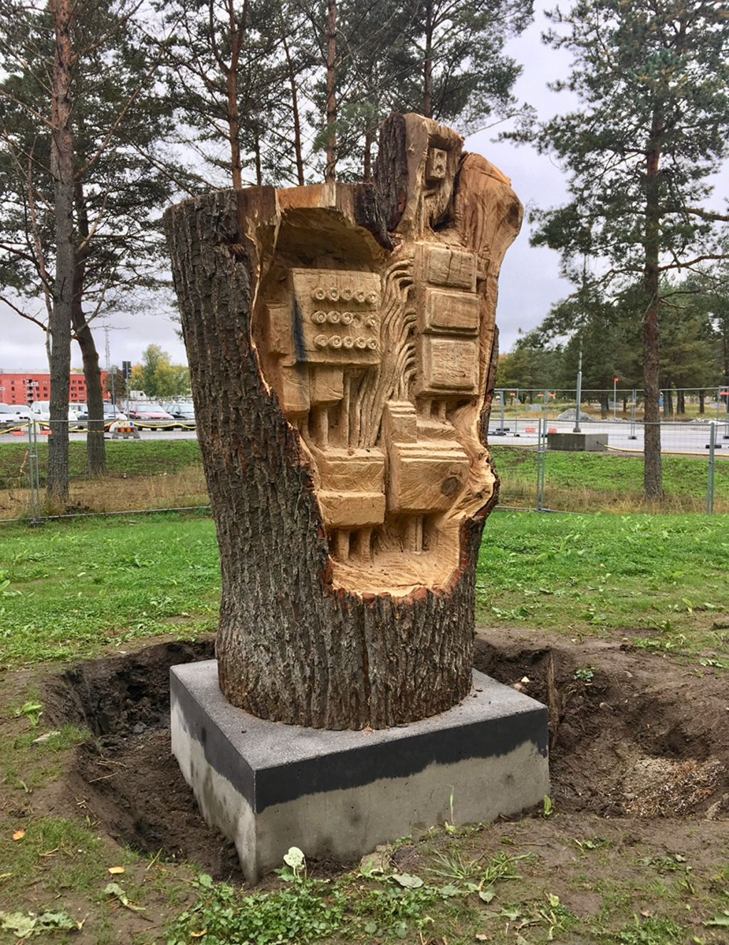 'Moderstation', 2019, ett konstverk av Mattias Bäcklin