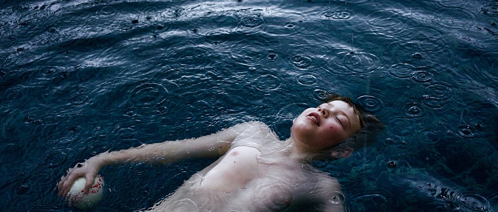'Water boy', 2017, ett konstverk av Linus Eklund