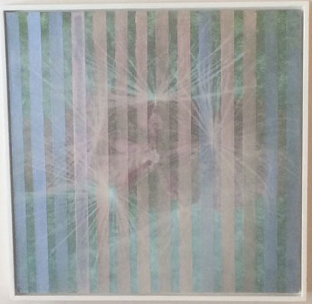 'Mixed media "Kommer fram"', ett konstverk av Lotta Lagercrantz