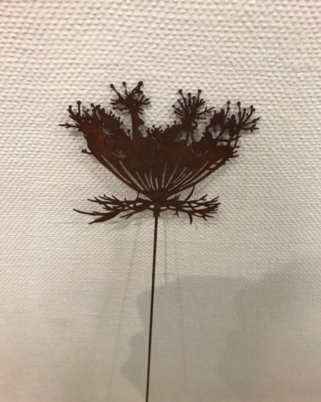 'Flockblomma', ett konstverk av Eva Larsson