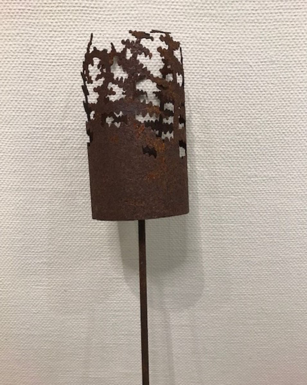 'Marschallhållare', ett konstverk av Eva Larsson