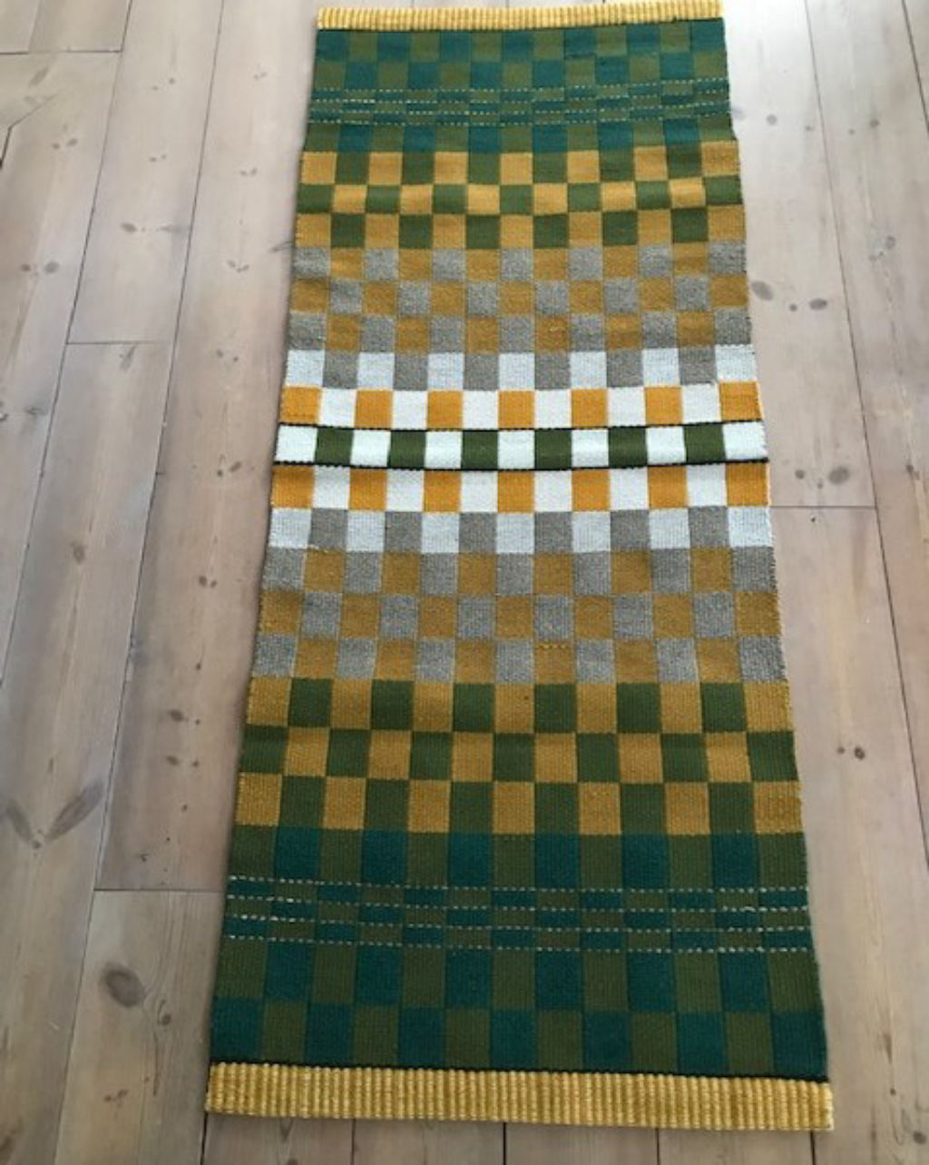 'Handvävd ullmatta 185x75 cm', ett konstverk av Barbro Lindqvist