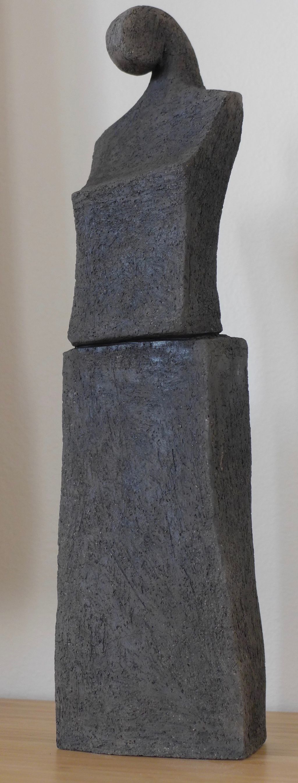 'Gestalt', 2021, ett konstverk av Aulikki Ravelin