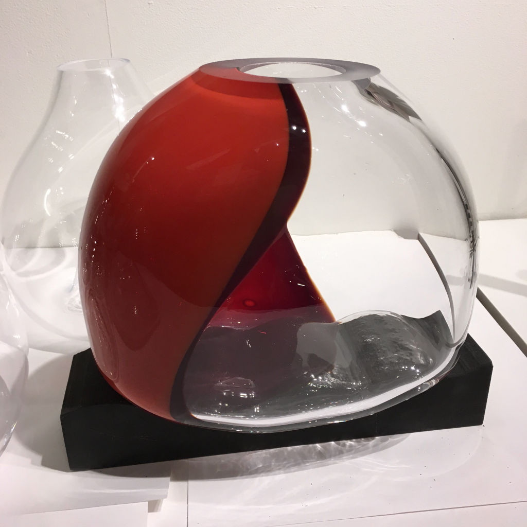 'Våg', ett konstverk av Yvonne Nimar