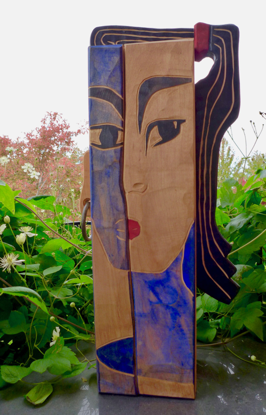 'Ansiktsskåp', ett konstverk av Marita Olsson