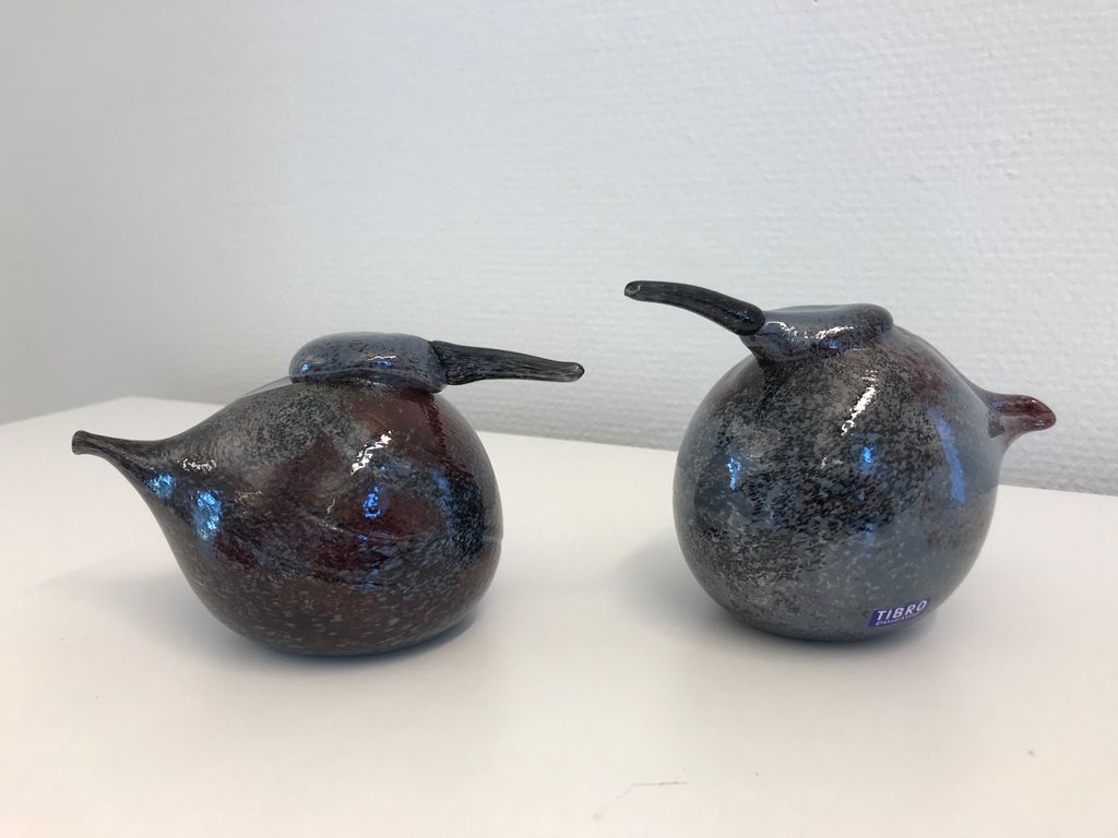 'Fåglar', ett konstverk av Tibro glasverkstad