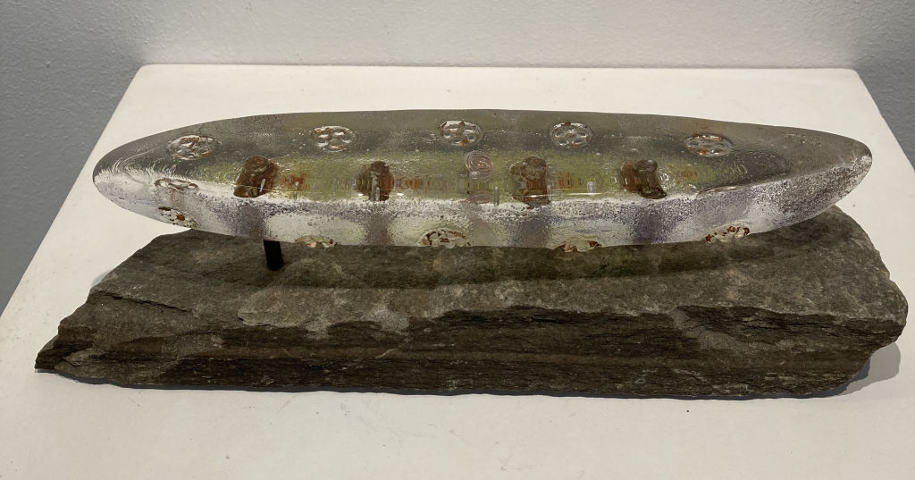 'Isbåt', ett konstverk av Irina Johansson