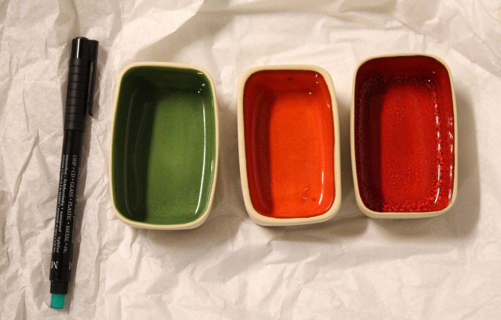 '14. Ask, tre stycken ', ett konstverk av Eva Skarbäck