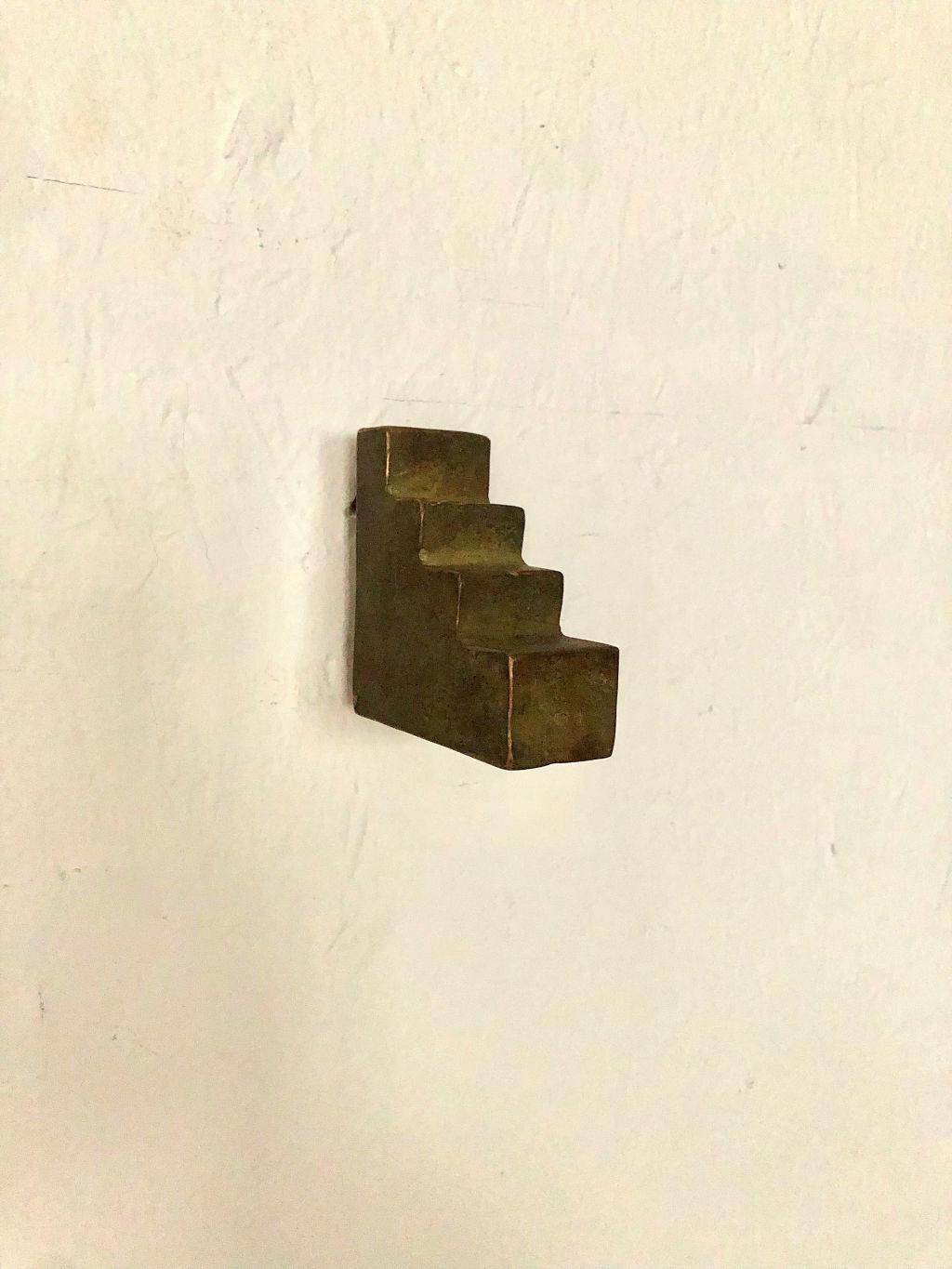 'Gå in i väggen', ett konstverk av Gunnar Carl Nilsson