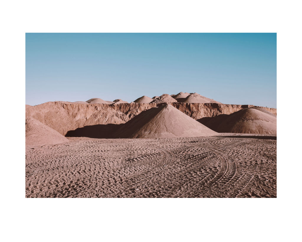 'sanddyner', 2021, ett konstverk av Martha Ander