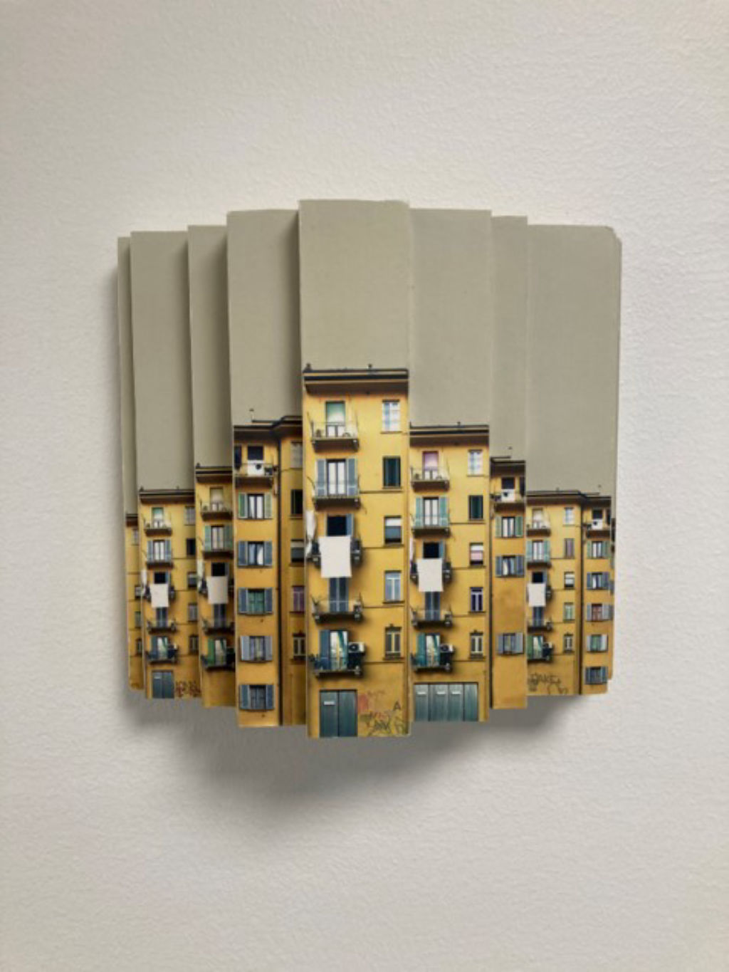 '94a-19b-b7d', ett konstverk av Marianne Markvard