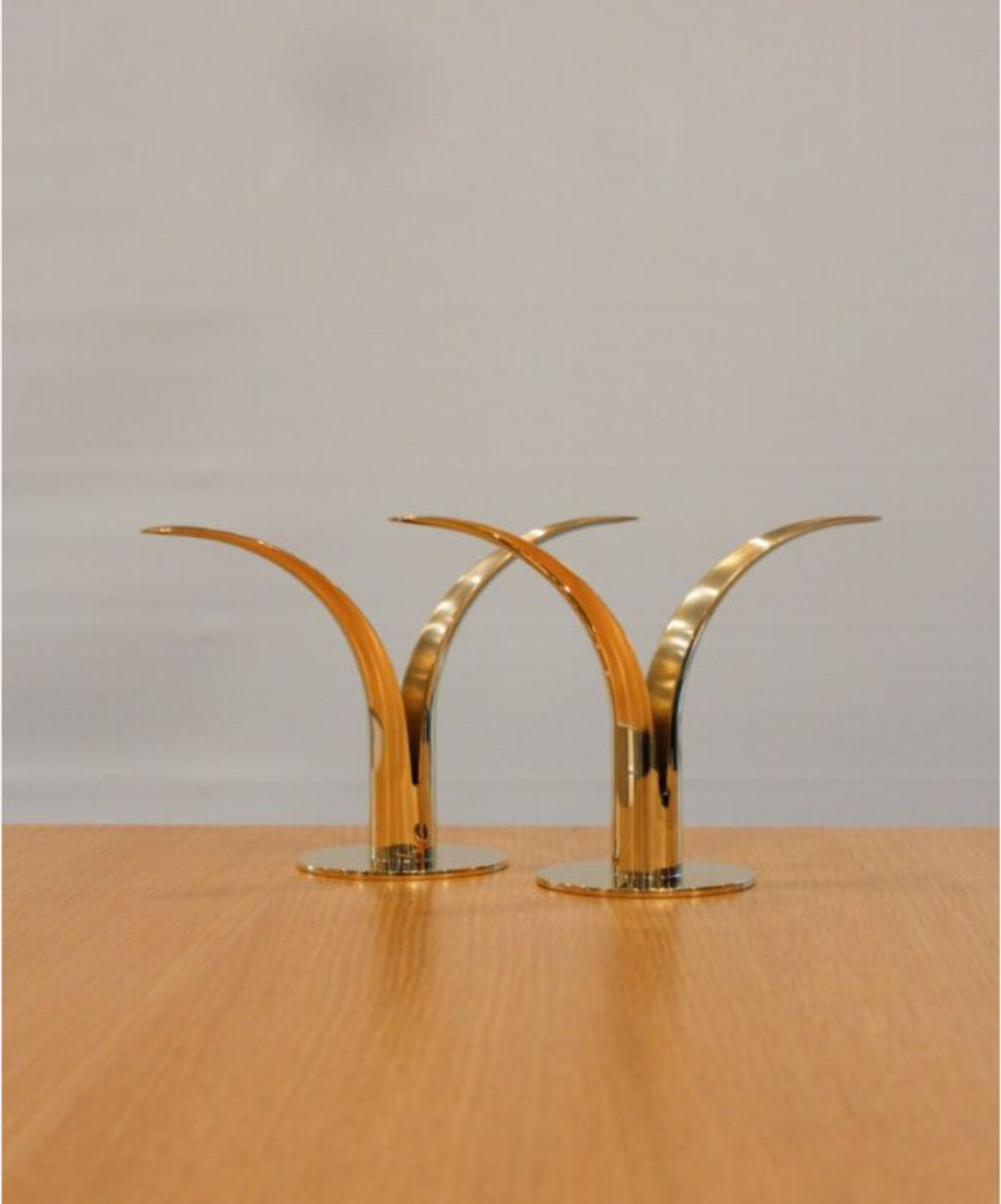 '59. Ljusstakar Liljan, Skultuna', ett konstverk av Okänd