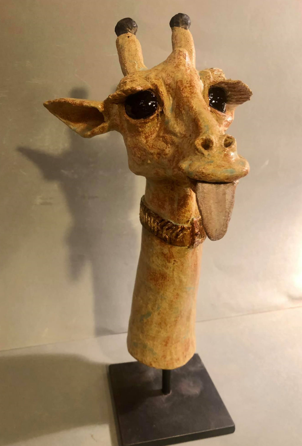 '22-19. Giraff', ett konstverk av Margareta Lewkowicz