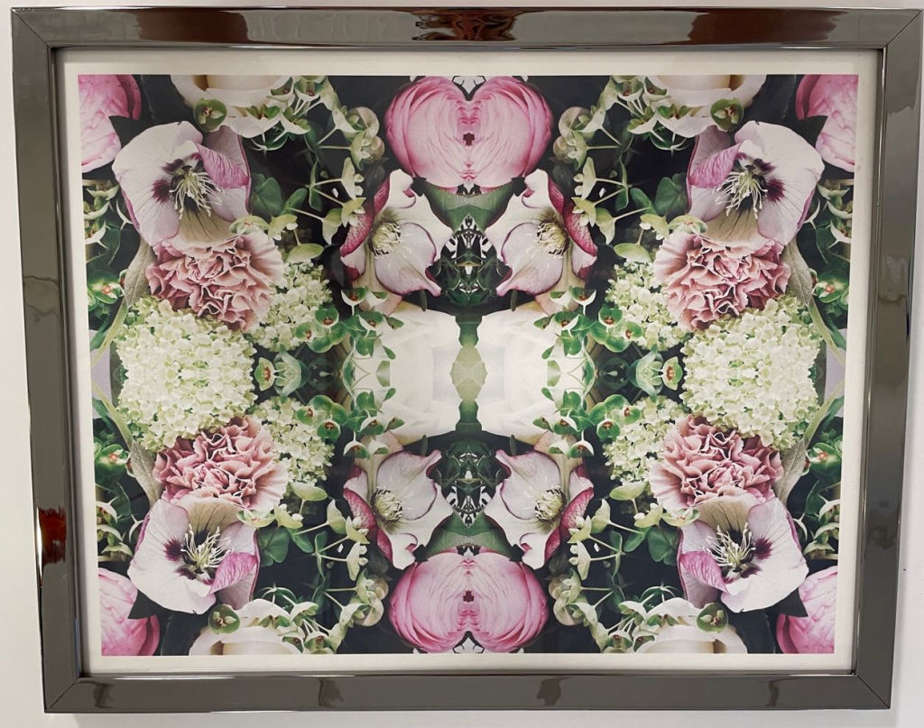 'Vårblomster-fotokonst', ett konstverk av Mimmi Blomqvist