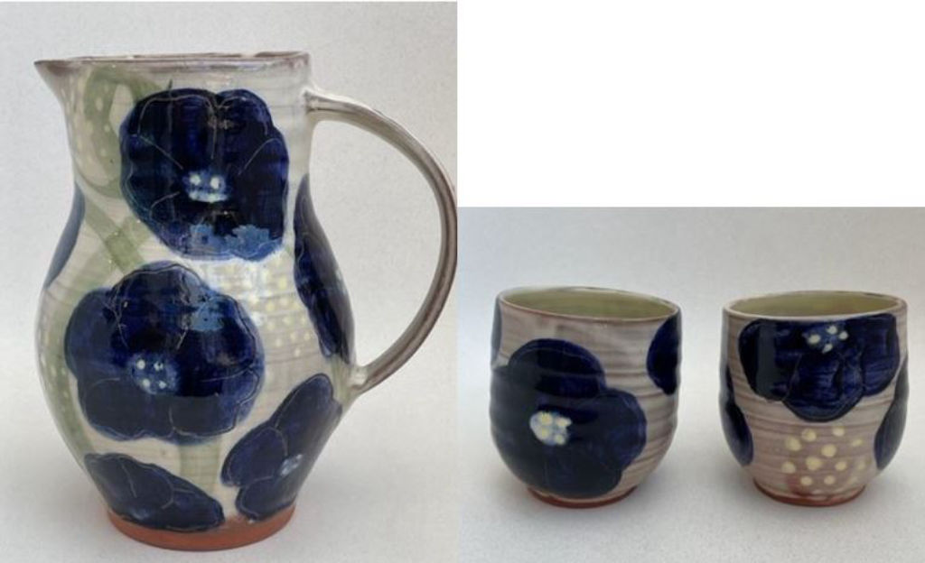 'Kanna och två muggar', ett konstverk av Carina Persson