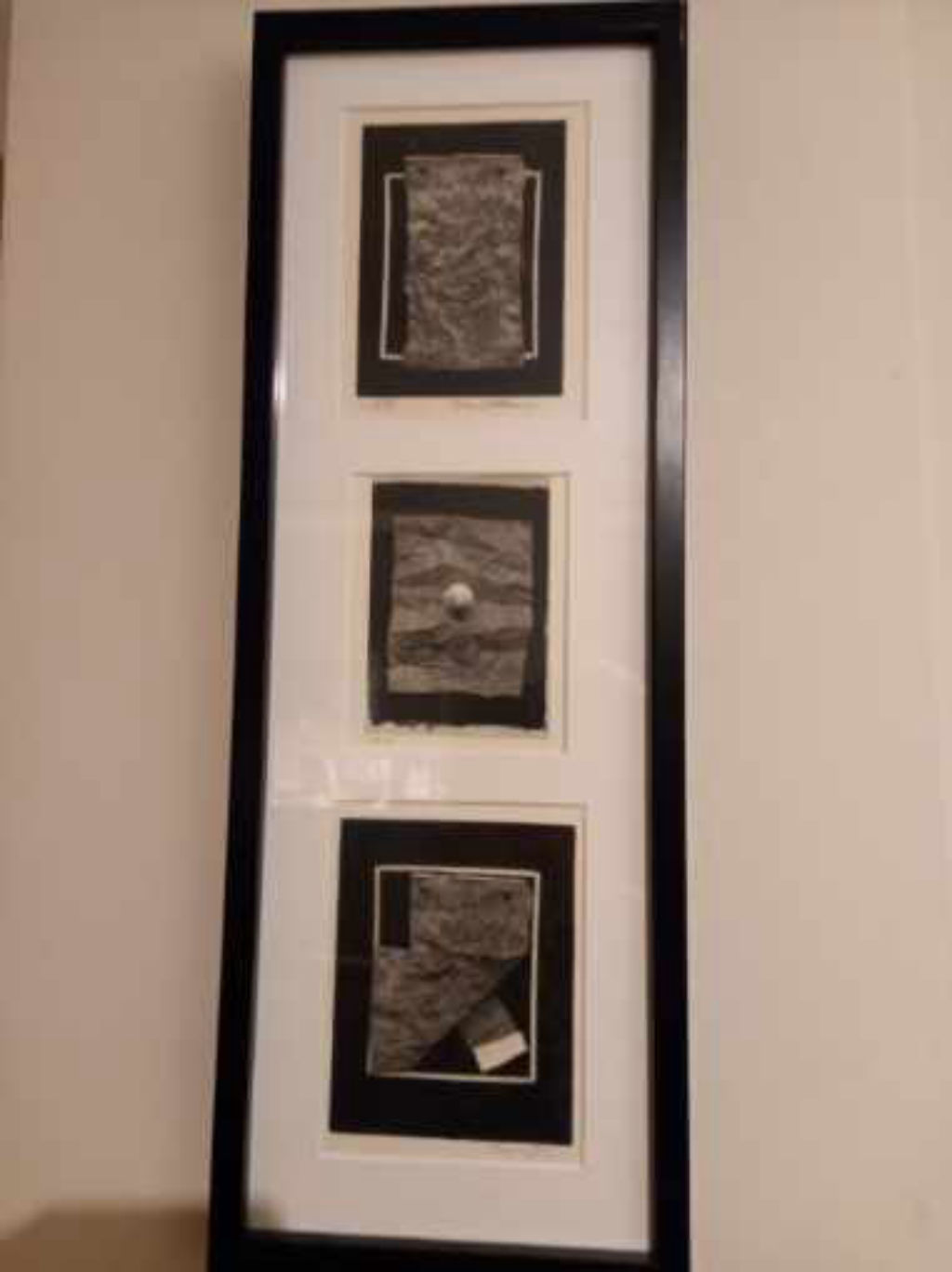 'Tre bilder', ett konstverk av Denis Stéen